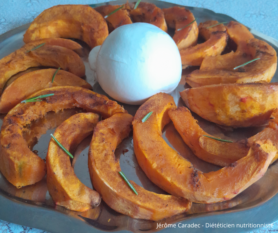 Photo de burrata et potimarron rôti par Jérôme Caradec - Diététicien nutritionniste